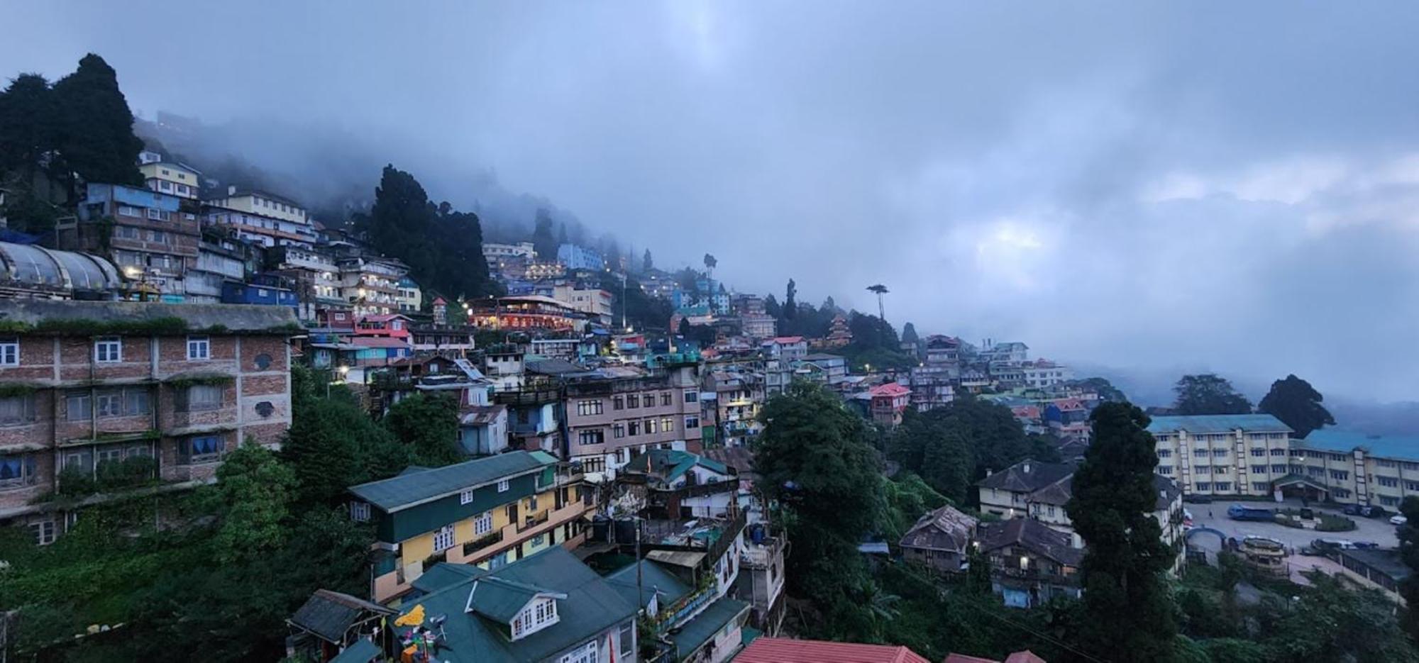 Hotel Pitstop Darjeeling - Excellent Service Recommended & Couple Friendly Exterior photo